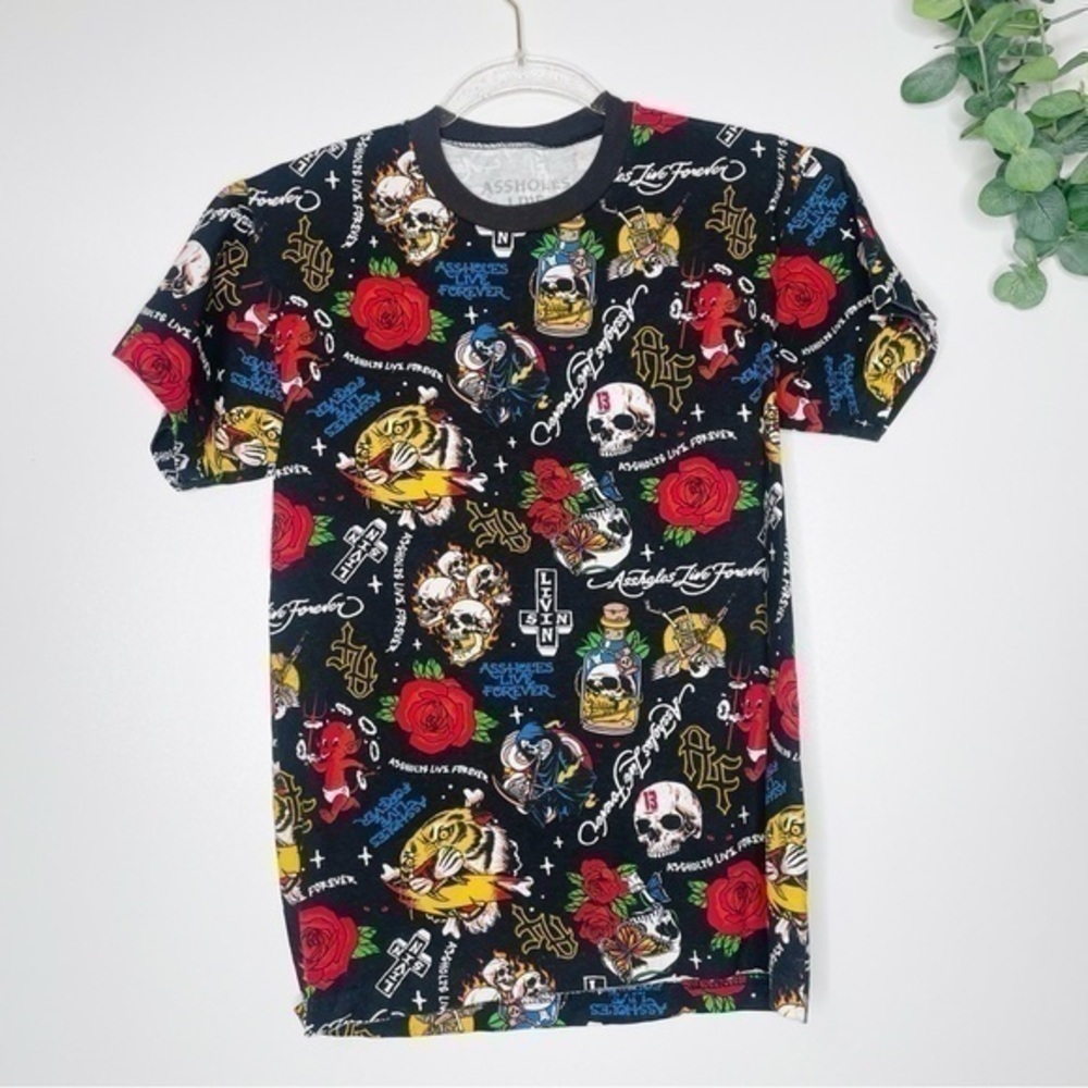 Assholes Live Forever Graphic T-Shirt Black Tattoo Art Ed Hardy Style Size Small